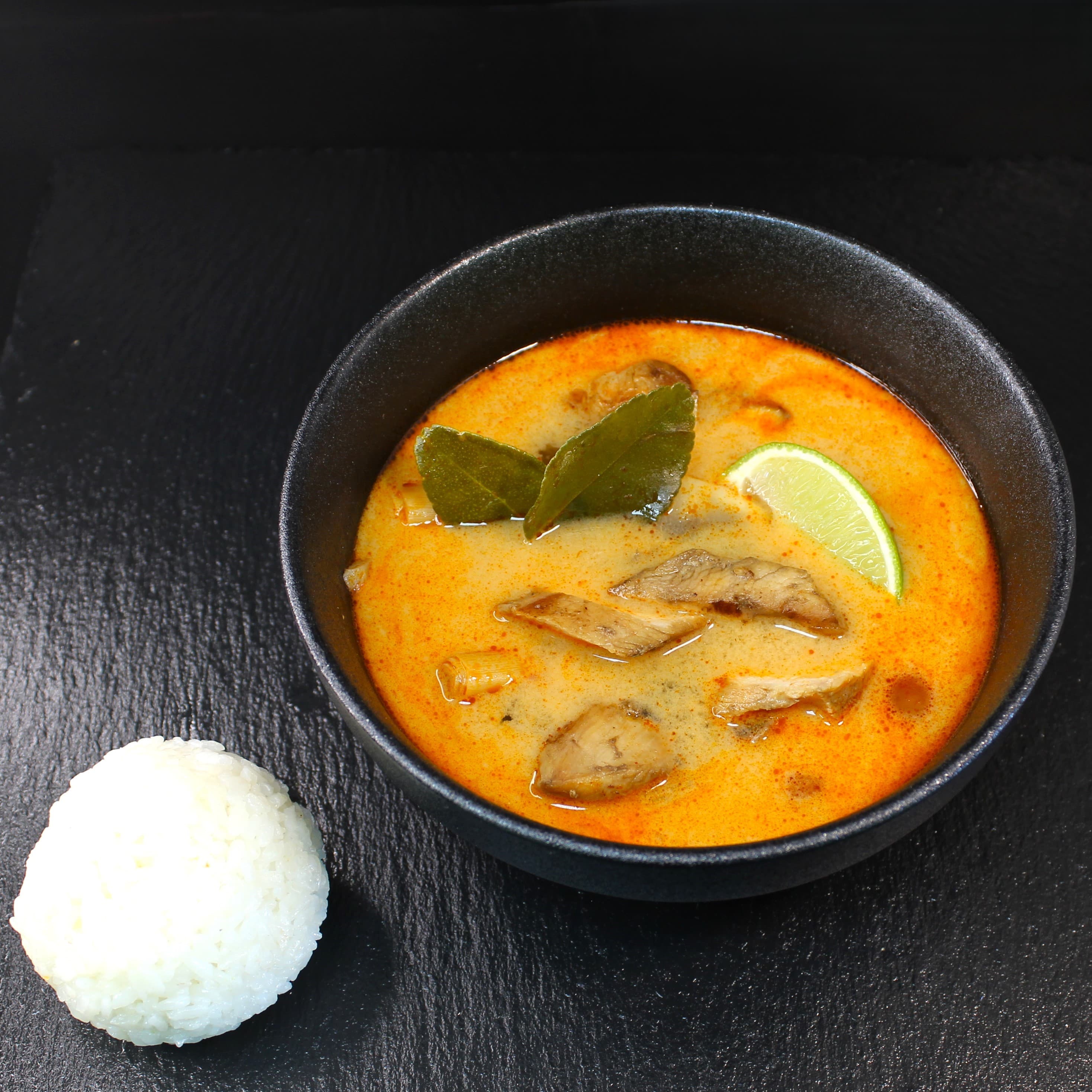 Том Ям с курицей