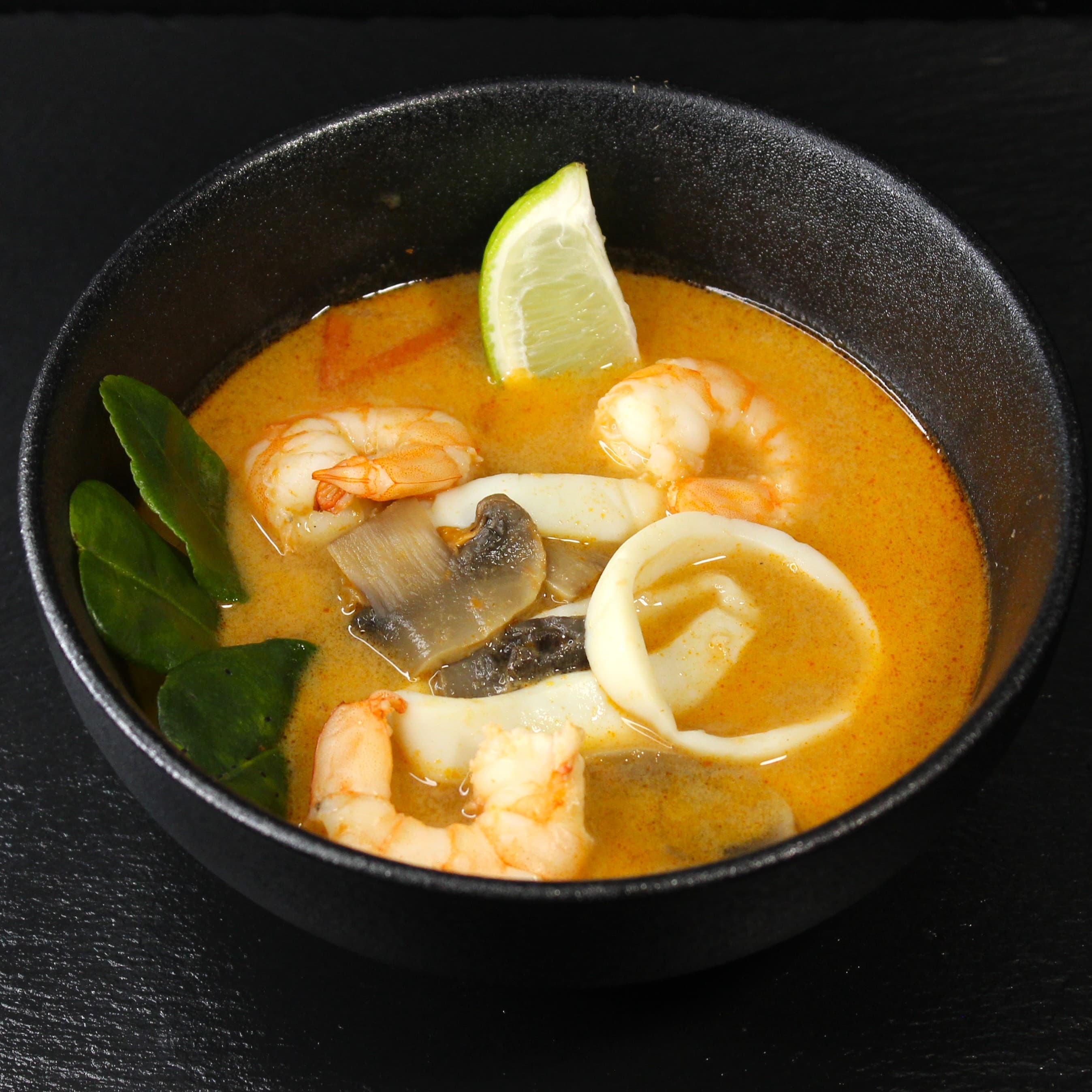 Том Ям с морепродуктами