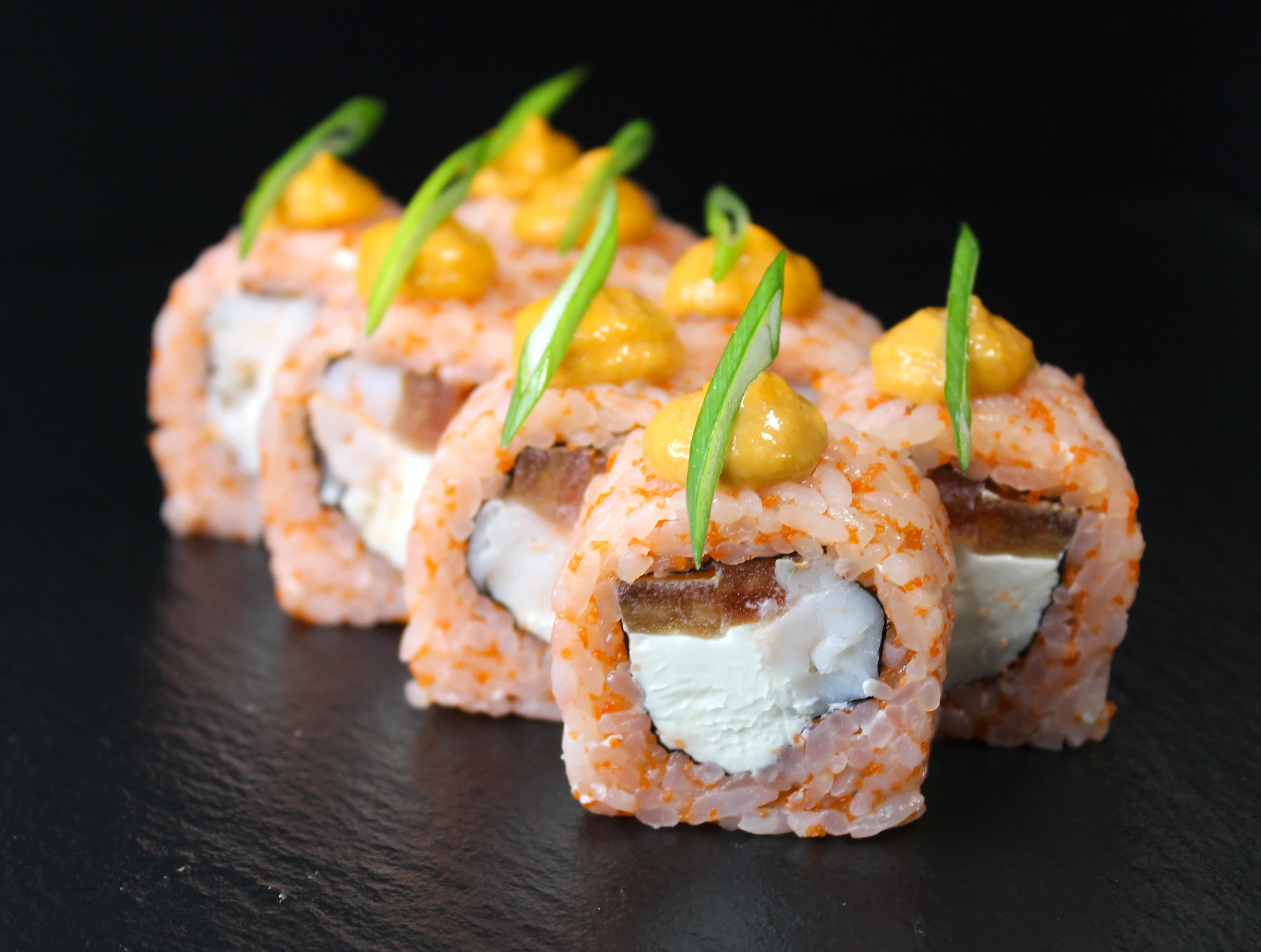 Ролл Том Ям