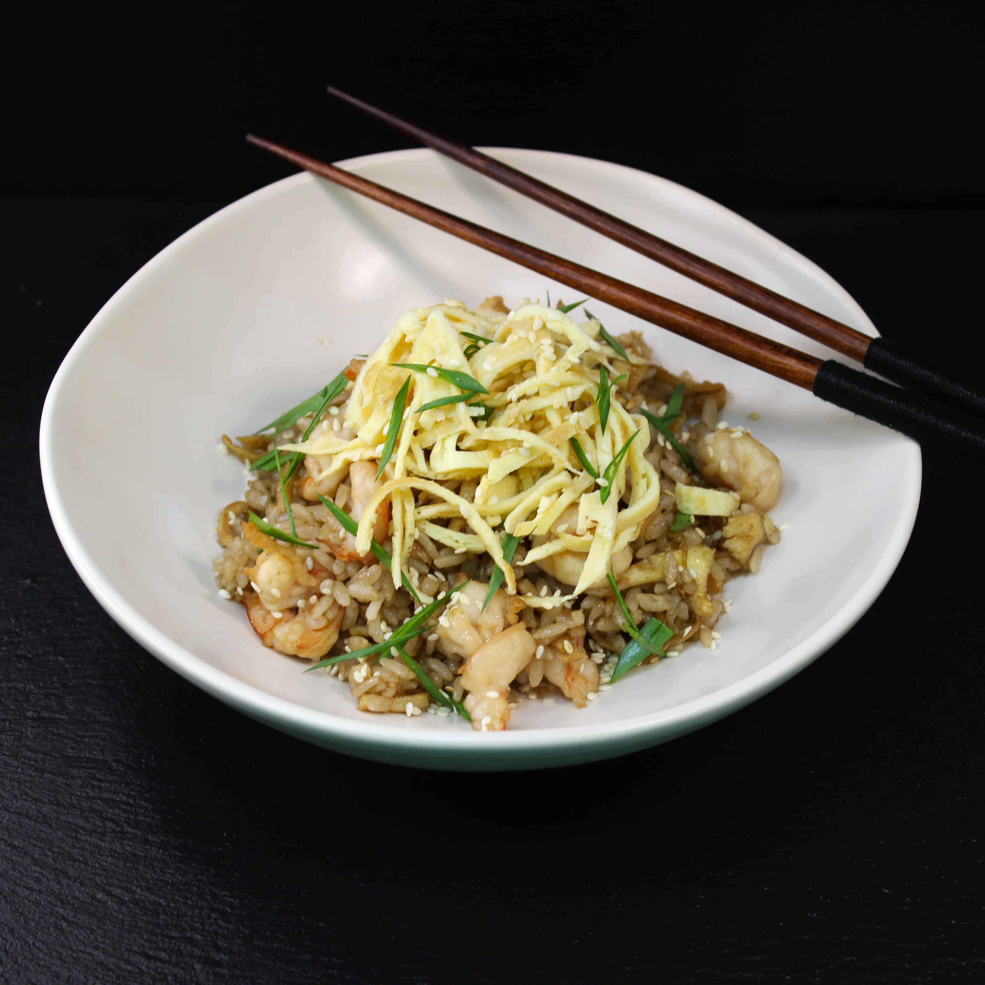 Рис с креветками и яйцом Рис с креветками и яйцом